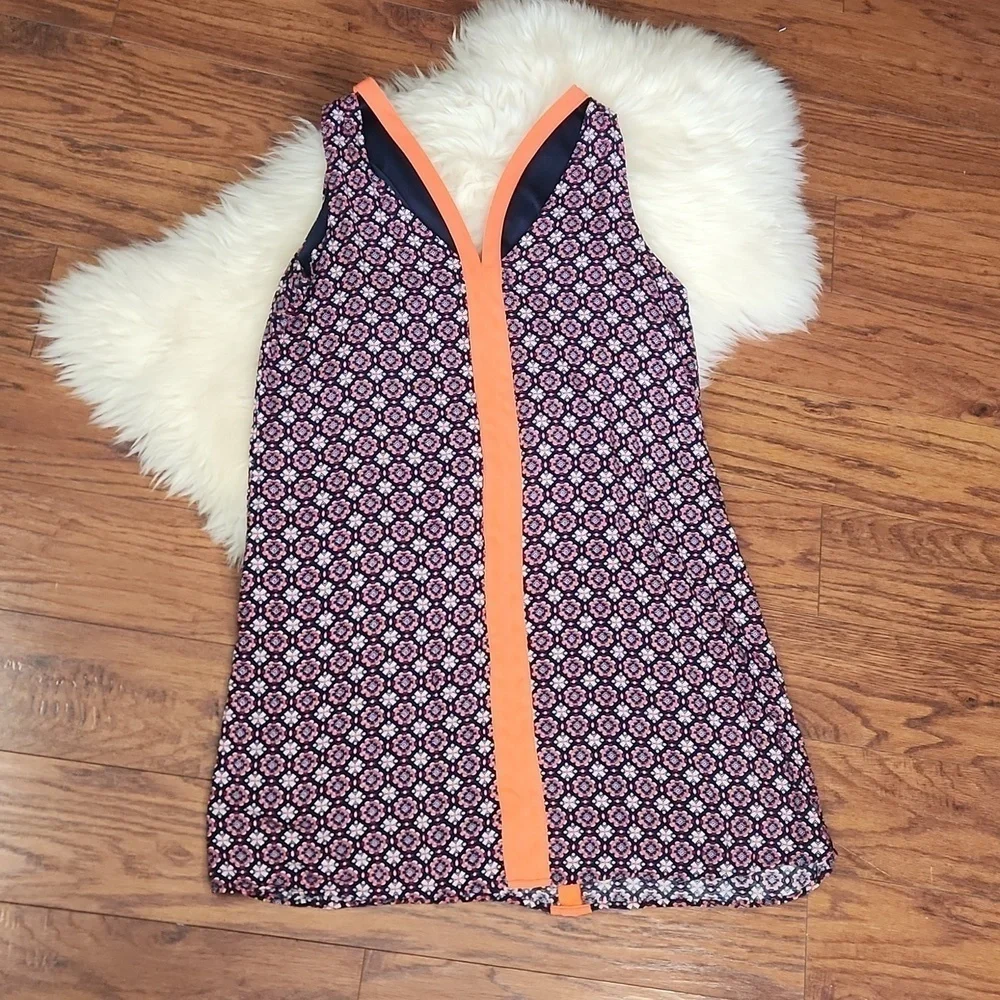 THML Stitch Fix Medallion Shift Dress - Picture 3 of 6